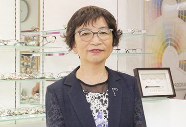 大坂 明子